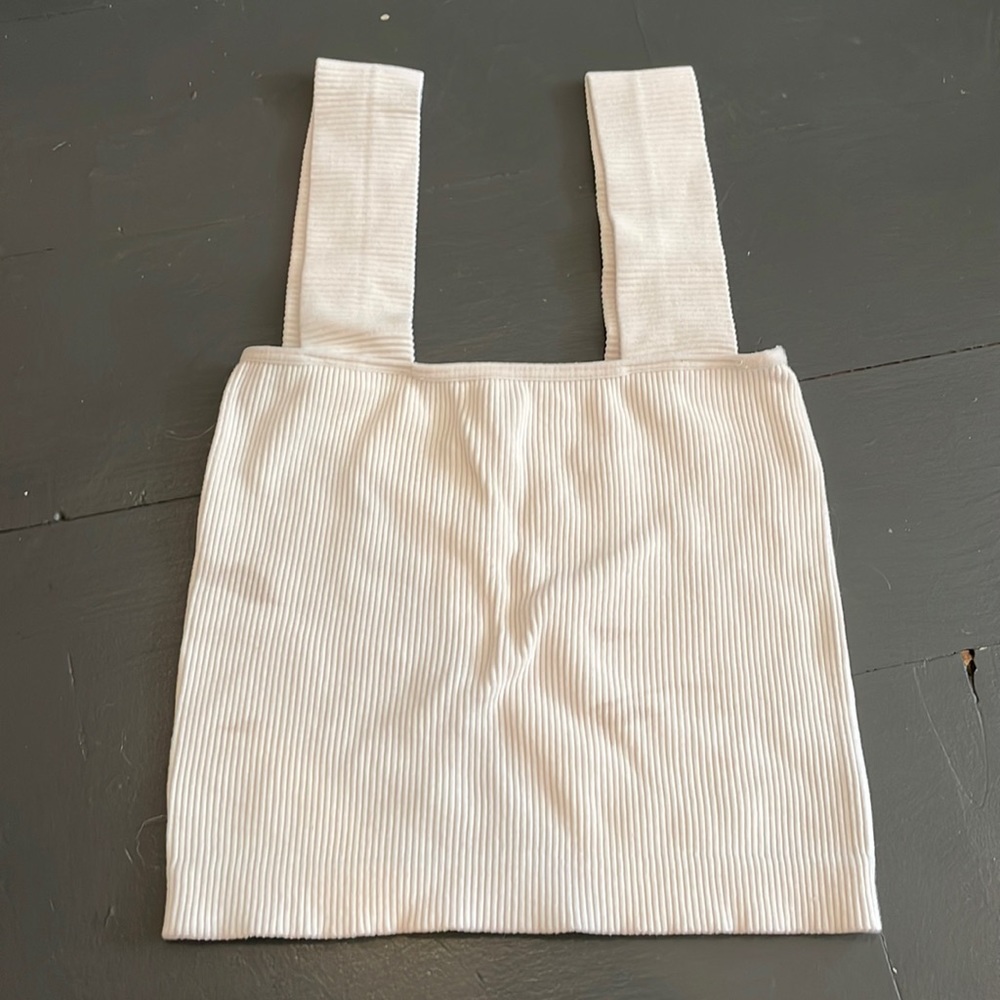 NEVER WORN WHITE TOP